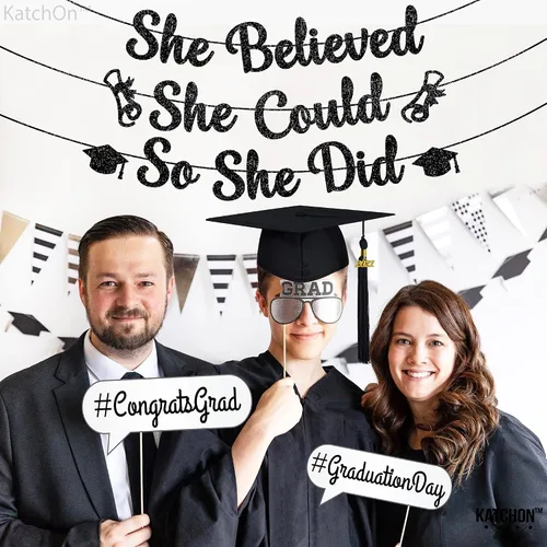 Miniatura 6 de KatchOn, Cartel de She Believed She Could So She Did: purpurina de 10 pies, sin bricolaje Cartel de felicitación para decoración de fiesta