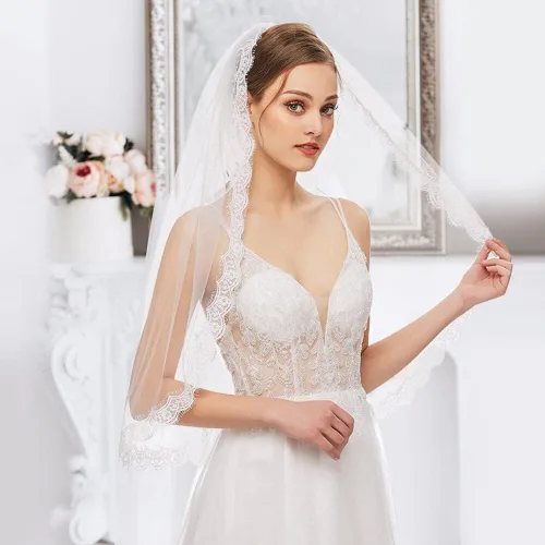 Miniatura 2 de Velo de novia de una sola capa, borde de encaje, velo de novia beige con peine de metal para boda, despedida de soltera, fiesta, 35.4 pulgadas