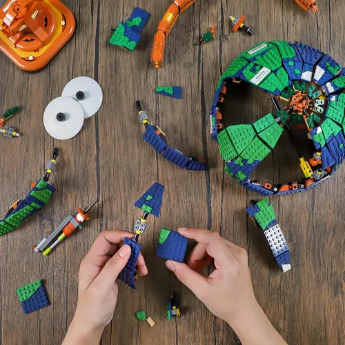 Miniatura 6 de Ideas The Globe - Juego de construcción para adultos, 2514 piezas, decoración del hogar, mapa del mundo, globo giratorio, regalos para quienes aman