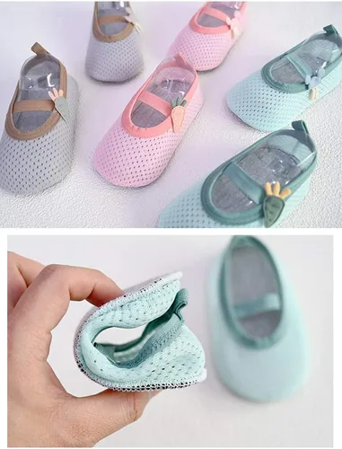 Miniatura 3 de Calcetines antideslizantes para el suelo para bebés, calcetines y zapatos antideslizantes de dibujos animados para niños pequeños