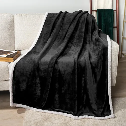 Miniatura 2 de PAVILIA Manta Throw de Forro Polar Sherpa para Sofá, Negro, Manta de Sofá de Felpa Suave y Esponjosa, Manta de Invierno Reversible y Acogedora