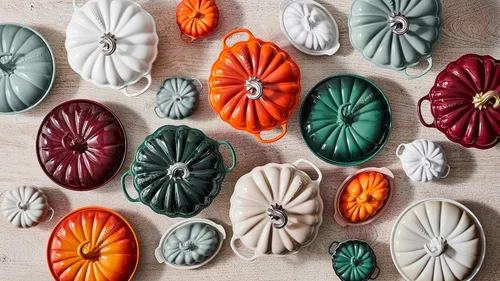 Miniatura 6 de Le Creuset Gres Figural Calabaza Petite Cocotte, 12 oz., Sal Marina Sea Salt