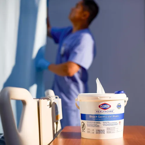 Miniatura 5 de Clorox Healthcare Toallitas Germicidas con Lejía, 12" x 12", Recarga para Cubo, Bolsa de 110 Unidades (El Paquete Puede Variar)