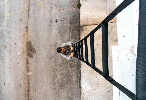 Miniatura 7 de ISOP Escalera colgante de 13 pies Escalera de cuerda para adultos y niños Escape de incendios para hogares de 2 pisos Portátil y ligera