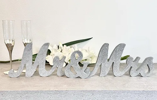 Miniatura 2 de Letrero de madera para decoración de boda de Mr & Mrs para mesa de recepción de novia y novio. Letras de madera para centro de mesa de pareja