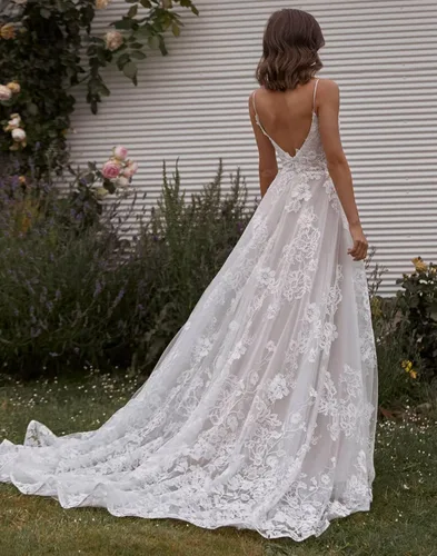 Miniatura 2 de Noras dress Women's Lace Appliques Long Sleeve Mermaid Wedding Dress V Neck Bridal Gowns B131