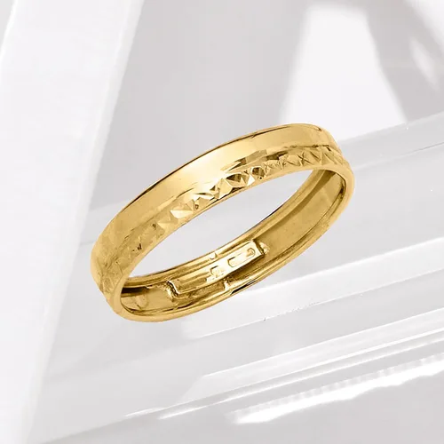 Miniatura 4 de Ross-Simons Anillo italiano de oro amarillo de 14 quilates con corte diamante y pulido