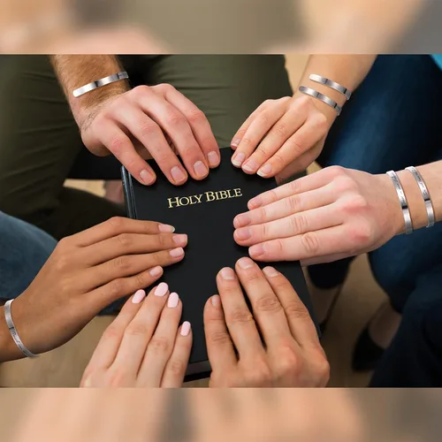 Miniatura 5 de Funtery 12 pulseras cristianas grabadas con versículos de la Biblia, regalo de Pascua para mujeres, bautismo religioso, escritura inspiradora