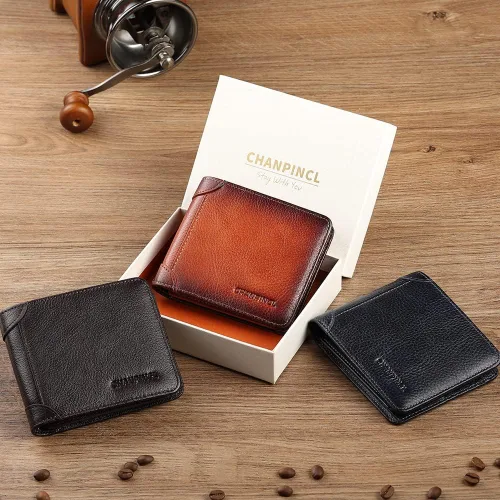 Miniatura 13 de Billetera de piel triple con bloqueo RFID para hombre con 2 ventanas de identificación, 2 compartimentos para efectivo, 6-8 ranuras para tarjetas