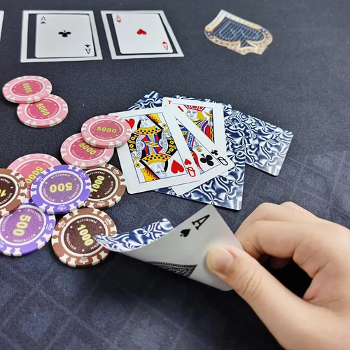 Miniatura 3 de BALIKEN Texas Holdem - Tapete de fieltro profesional de 108 x 56 pulgadas, a prueba de polvo, lavable e irritable Gris