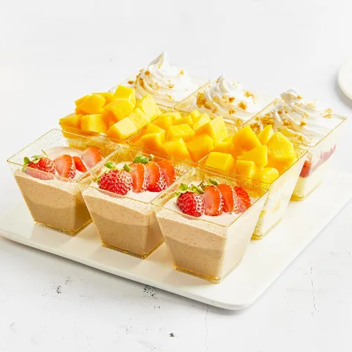 Miniatura 5 de Mini tazas de postre con purpurina dorada de 3.5 onzas con cucharas, paquete de 50 tazas de postre de plástico dorado para postres pequeños