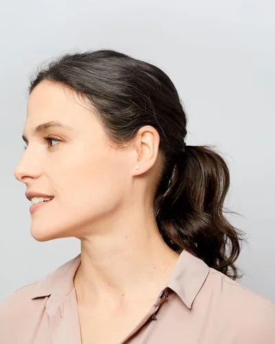 Miniatura 9 de Aretes de perlas para mujeres y niñas. Perlas cultivadas en agua dulce con forma de botón Secret & You Soportes de plata de ley 925 Disponible