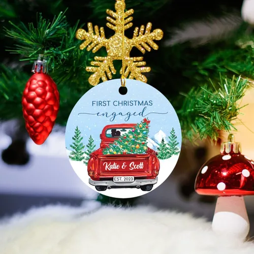 Miniatura 2 de Adorno de compromiso para pareja de recién casados 2025, 2025, adorno personalizado para árbol de Navidad, camión rojo comprometido, regalo