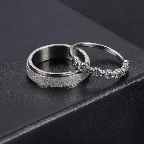 Miniatura 5 de FUNRUN JEWELRY Anillo de acero inoxidable para la ansiedad para mujeres y hombres, anillos giratorios de luna y estrella celta para aliviar