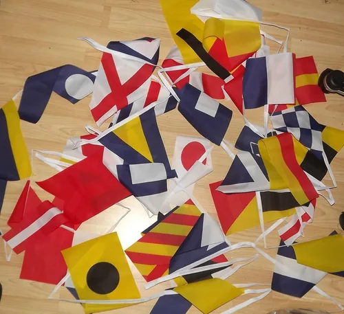 AZ FLAG Señal marítima internacional 42.7 ft BUNTING Flag 40 banderas 9'' x 6'' - Banderas de cuerda del alfabeto náutico 5.9 x 8.3 in