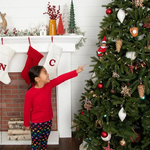 Miniatura 10 de The Elf on the Shelf: Una Tradición Navideña - Muñeca Elfo de las Girl Scouts con Ojos Marrones - Incluye Libro de Cuentos Artísticamente Ilustrado