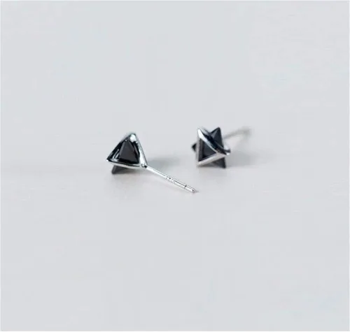 Miniatura 6 de Pendientes minimalistas de plata de ley 925 con forma de triángulo y circonita cúbica brillante, hipoalergénicos