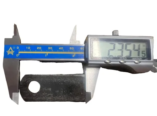 JM - Lengüeta de soldadura de acero, 2 pulgadas de longitud, 1 pulgada con grosor de 1/8 pulgadas, apertura de orificio de 3/8 pulgadas, un extremo