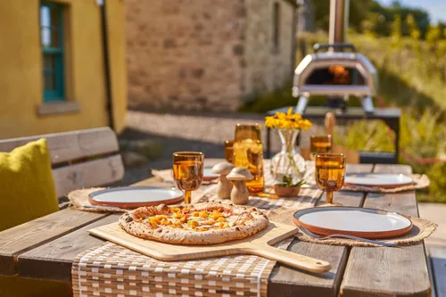 Miniatura 7 de Ooni Pala de pizza de madera de bambú de 12 pulgadas, espátula de pizza de 12 pulgadas, tabla de cortar pizza de madera, accesorios para horno