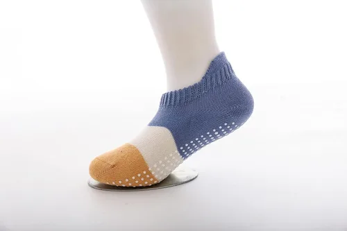 Miniatura 9 de J Poqobog Calcetines tobilleros antideslizantes para bebés, niños y niñas con suela antideslizante