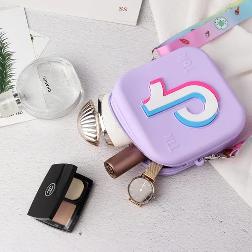 Miniatura 5 de Y-bblebao, Púrpura
