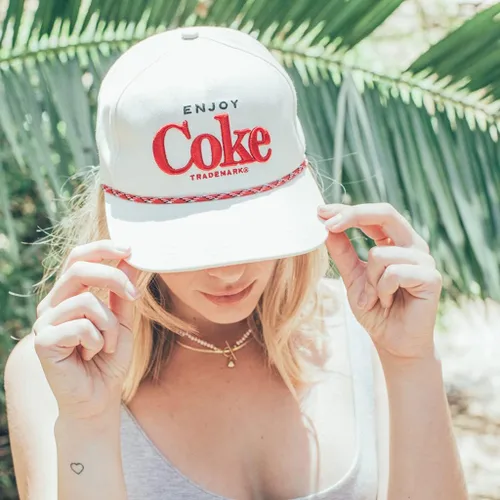Miniatura 3 de AMERICAN NEEDLE Coca Cola - Gorra de béisbol ajustable para cola, color clásico