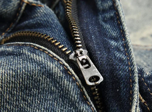 Miniatura 8 de OIIIO Pantalón vaquero de pierna recta rasgados para hombre