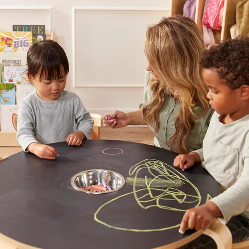 Miniatura 9 de ECR4Kids Juego de mesa redonda de pizarra de madera curvada y silla con respaldo curvo, muebles para niños, natural, 5 piezas