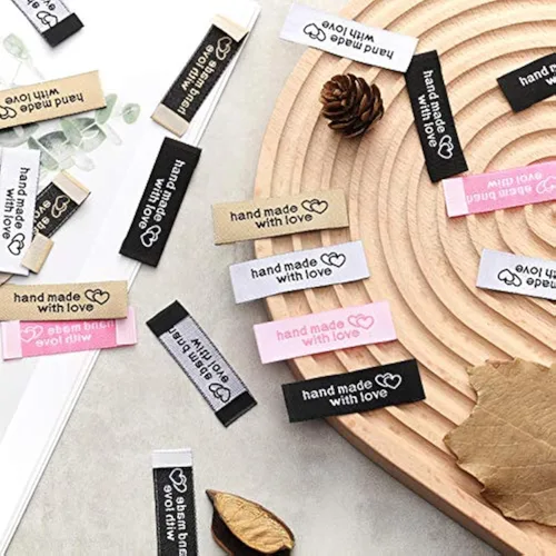 120 Piezas Etiquetas de Costura Personalizadas Etiquetas para Coser en Ropa Etiquetas Hechas a Mano con Patrón de Corazón Entrelazado Etiquetas para