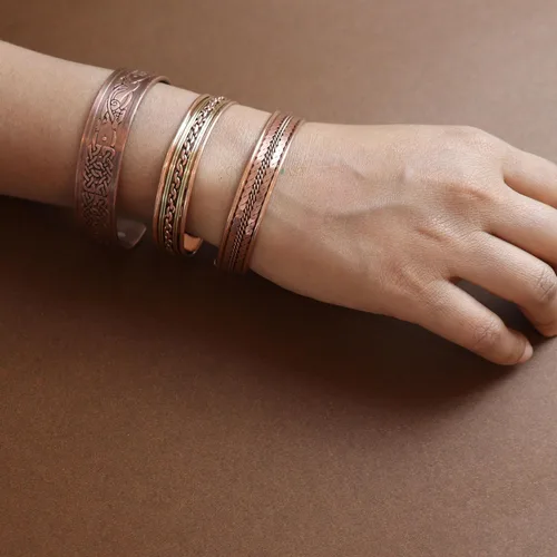 Miniatura 38 de Pulseras de cobre para hombres y mujeres Juego de 3 con caja de regalo Hecho a mano 100% cobre Regalo para mujeres y hombres