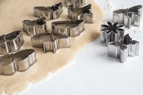 Miniatura 4 de Fox Run Mini Flower and Butterfly 11 Piece Cookie Cutter Set