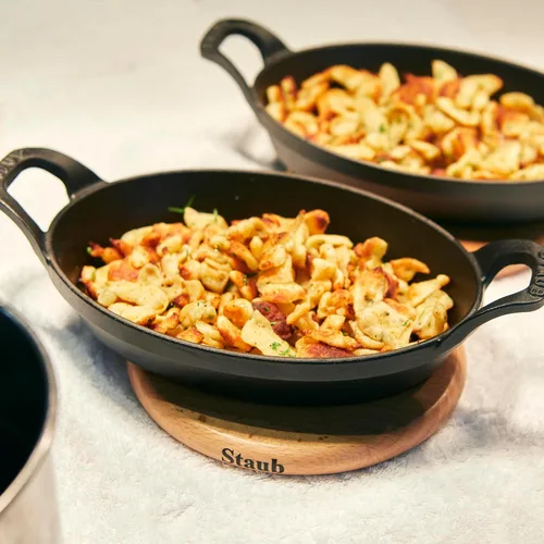 Miniatura 3 de Staub Plato para asar ovalado de 8 1/4 pulgadas, negro mate