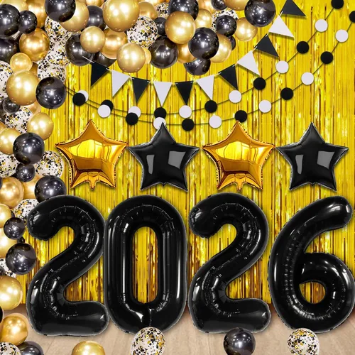 KatchOn, Juego de decoraciones de A��o Nuevo 2026, enorme, paquete de 85 | Globo de estrellas negras y doradas, telón de fondo de cortina con flecos