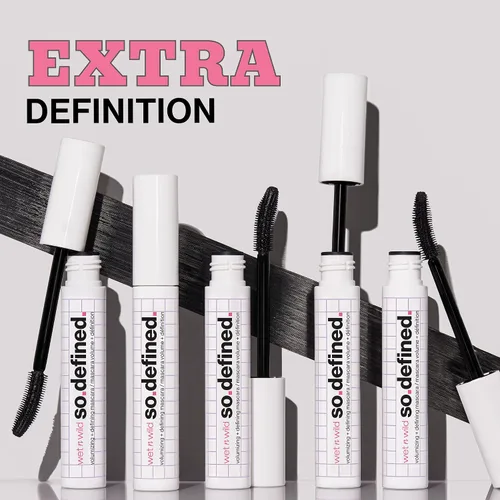 Miniatura 8 de wet n wild Máscara de pestañas So Defined, voluminizadora y alargadora con una fórmula infundida con aceite de ricino construible, aplicación