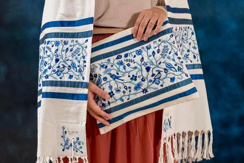 Miniatura 4 de Yair Emanuel Tallit - Bordado Completo - Matriarcas - Azul
