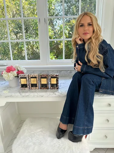 Miniatura 12 de Rachel Zoe Fearless - Mini spray de Eau de Parfum de 0.34 oz – Perfume femenino perfectamente equilibrado para mujeres – Despierta los sentidos