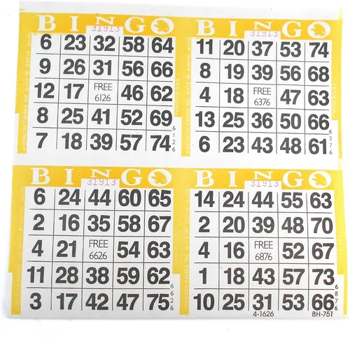 SmallToys 4 en tarjetas de juego de papel de bingo amarillas, 750 hojas, hoja desechable de tamaño cuadrado de 8 pulgadas, fabricadas en Estados