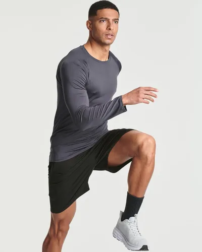 Miniatura 4 de Real Essentials Paquete de 4 camiseta de compresión de manga larga para hombre para clima frío (disponible en tallas grandes y altas)