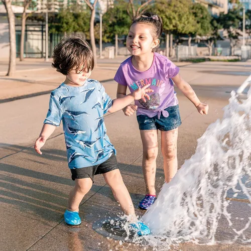 Miniatura 6 de HIITAVE Zapatos acuáticos antideslizantes para la playa, natación, secado rápido, calcetines acuáticos para niños y niñas pequeños