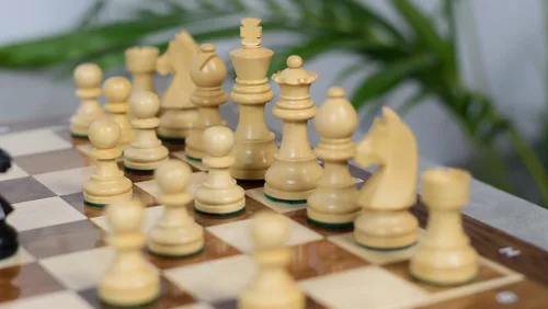 Miniatura 5 de Tournament Series Staunton Piezas de ajedrez con caballero alemán en boj ebonizado y boj - Rey ponderado de 3 pulgadas Juego de ajedrez de lujo