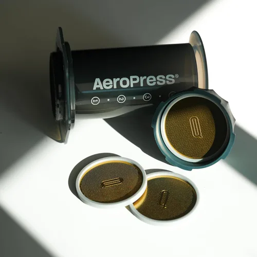 Miniatura 4 de Quell Paquete de 3 filtros reutilizables con revestimiento de titanio dorado para la fijación de Fellows Prismo – Afina tu preparación con nuestros