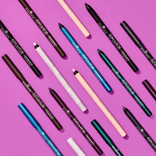 Miniatura 8 de essence Lápiz delineador de ojos en gel Stay & Play Textura súper suave tipo gel Impermeable y duradero Vegano y sin crueldad