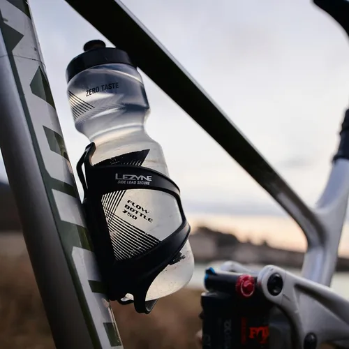Miniatura 2 de Lezyne Flow SL Portabidón de Carga Lateral para Ciclismo de Carretera y Montaña, Izquierda - Negro bike-agua-botellas-jaulas