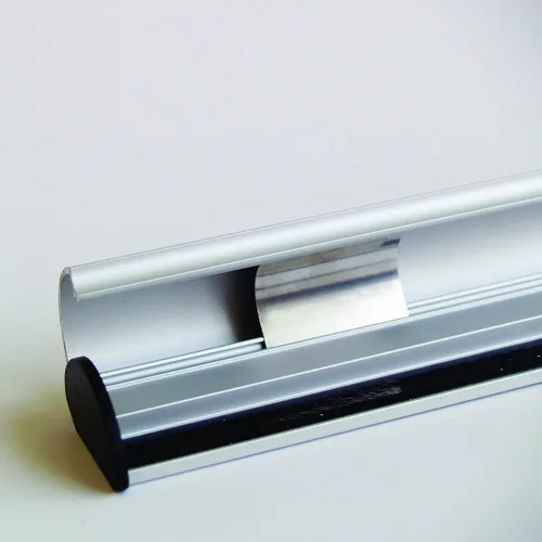 Miniatura 2 de Juego de póster de aluminio anodizado plateado (para póster de 72 pulgadas de ancho)