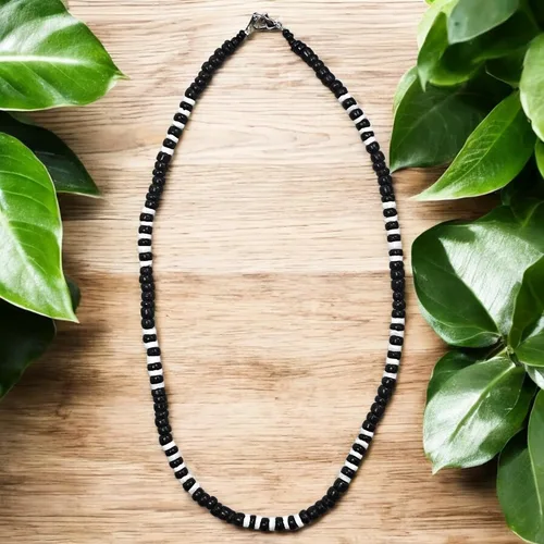 Miniatura 15 de BlueRica Collar de cuentas de concha de coco y puka (18")