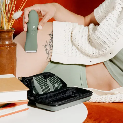 Miniatura 3 de Meridian Estuche rígido para recortadora de ingle, para hombres y mujeres, almacenamiento de viaje verde salvia para recortadoras y accesorios