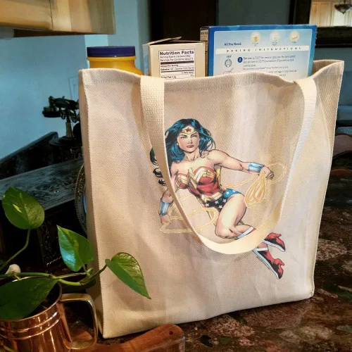 Miniatura 3 de GRAPHICS & MORE Bolso de mano reutilizable de viaje con personaje de Wonder Woman