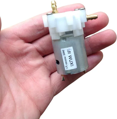 Miniatura 7 de Micro 360 Bomba de agua Engranaje de plástico Mini bomba de aceite con boquilla de cobre para RC Boat Modelo hidráulico Piezas de bricolaje