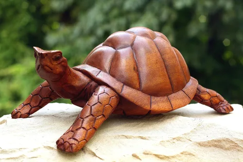 Miniatura 2 de G6 Collection Estatua de tortuga de madera grande de 12 pulgadas tallada a mano, escultura decorativa de madera, decoración del hogar, hecha a mano