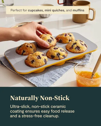 Miniatura 4 de Caraway Molde antiadherente de cerámica para muffins de 6 tazas Dúo – No tóxico, sin PTFE ni PFOA, apto para horno, núcleo de acero aluminizado